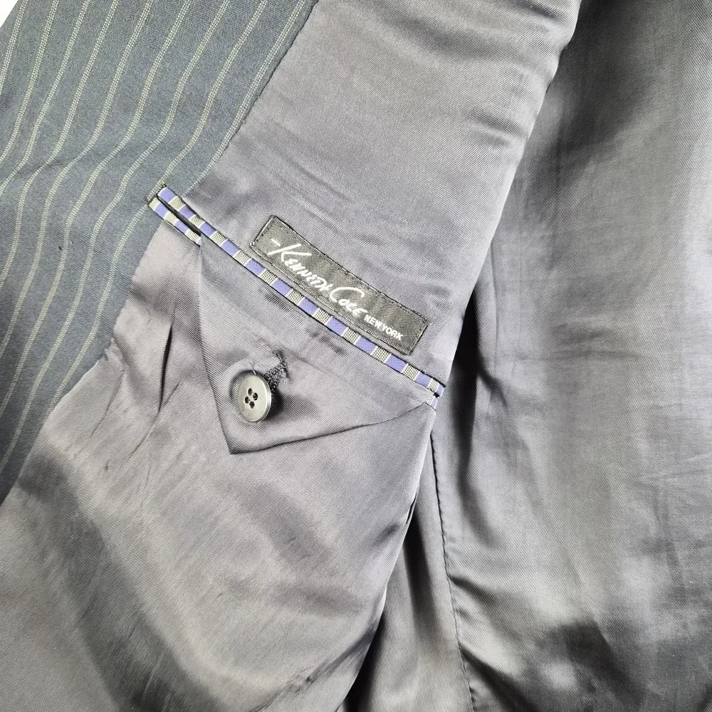 Kenneth Cole Blazer Jacket Mens Black Pinstripe 3 Buttons Sport Coat Made In USA